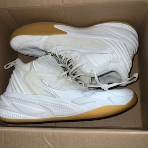 J Cole dreamer 2 Sz:12